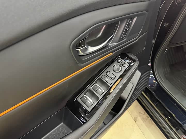 Фото 15 - Honda Accord Hybrid