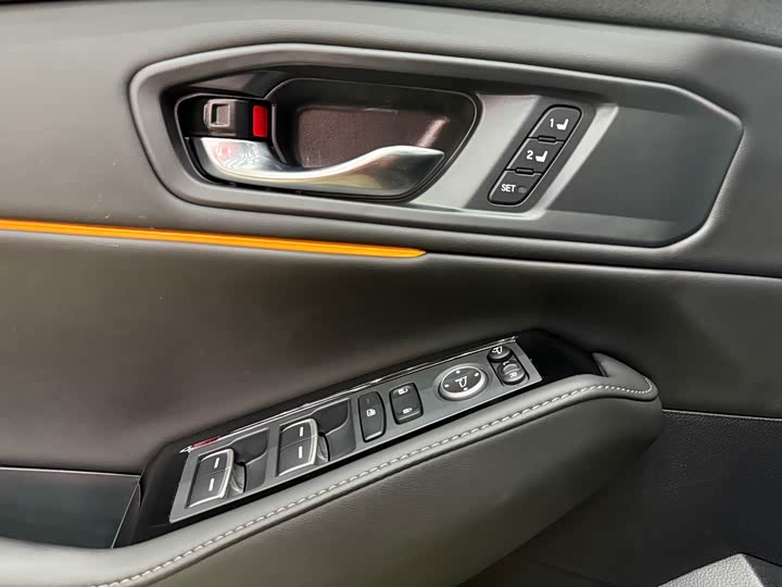 Фото 16 - Honda Accord Hybrid