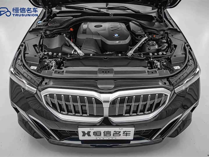 Фото 21 - BMW 5 Series