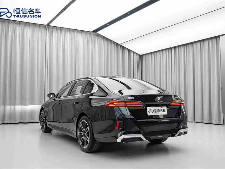 Фото 7 - BMW 5 Series