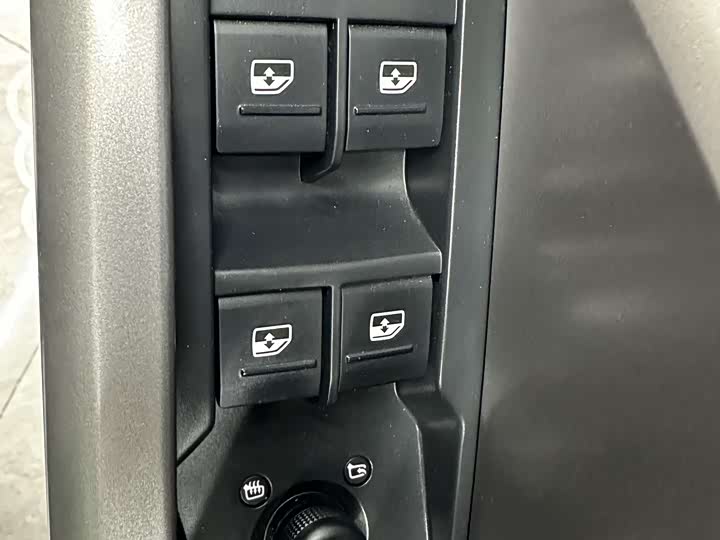 Фото 11 - Audi Q3