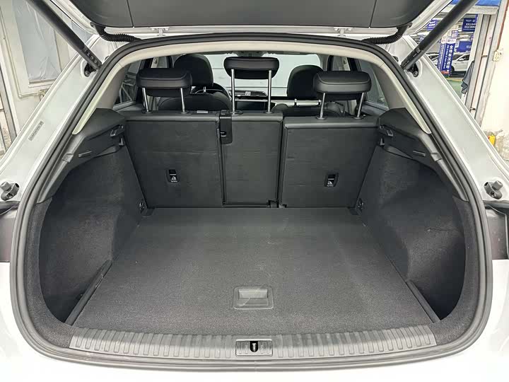 Фото 17 - Audi Q3