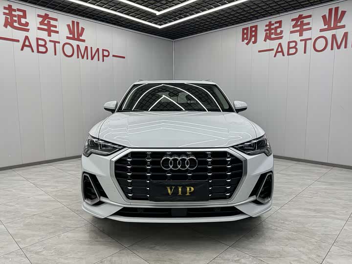 Фото 3 - Audi Q3
