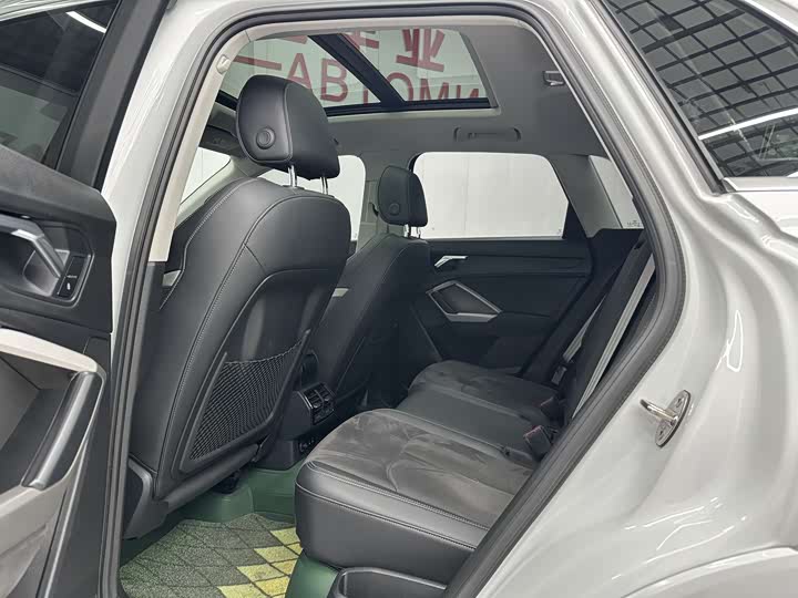 Фото 5 - Audi Q3