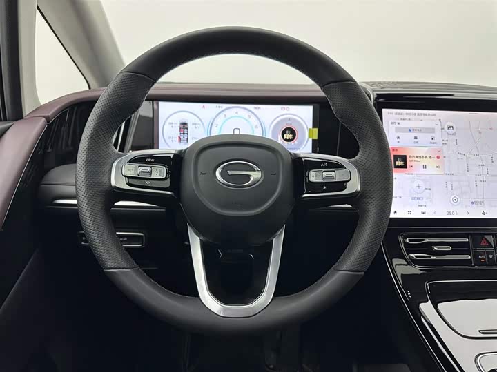 Фото 10 - GAC Trumpchi M8