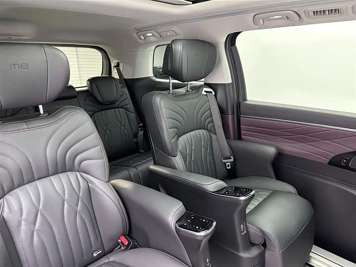 Фото 22 - GAC Trumpchi M8