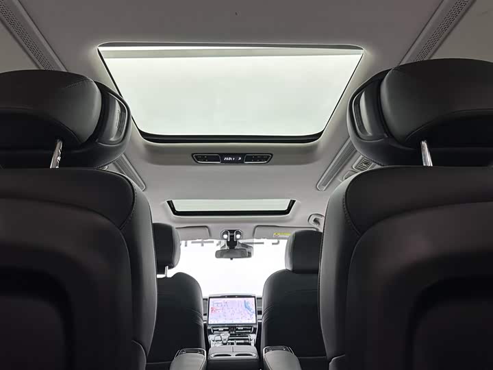 Фото 23 - GAC Trumpchi M8