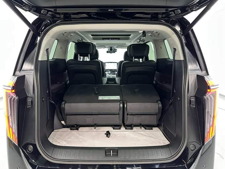 Фото 27 - GAC Trumpchi M8