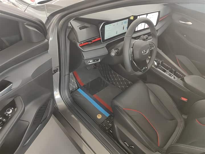 Фото 16 - Geely Binrui