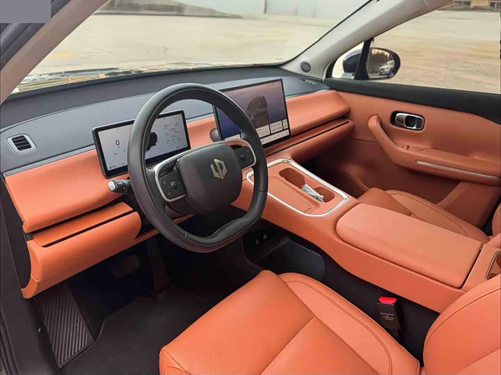 Фото 25 - Leapmotor C16