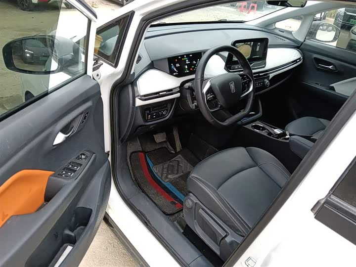 Фото 16 - Bestune NAT