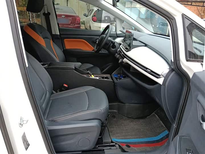 Фото 24 - Bestune NAT