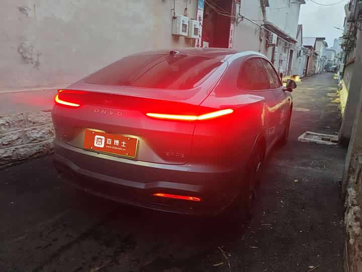 Фото 5 - Nio Onvo L60