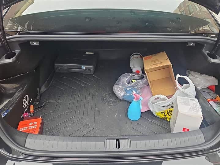 Фото 4 - Volkswagen Magotan