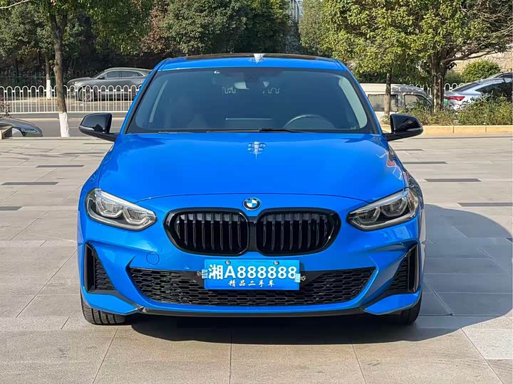 Фото 2 - BMW 1 Series