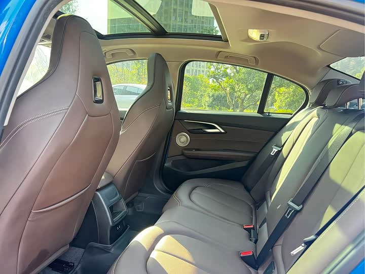 Фото 7 - BMW 1 Series