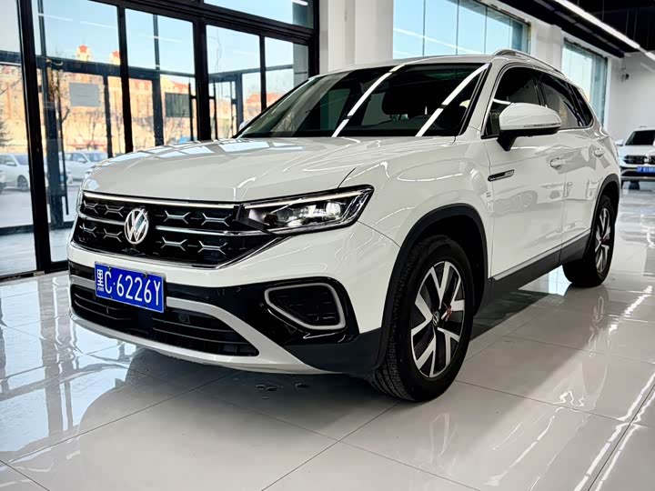 Фото 1 - Volkswagen Tayron