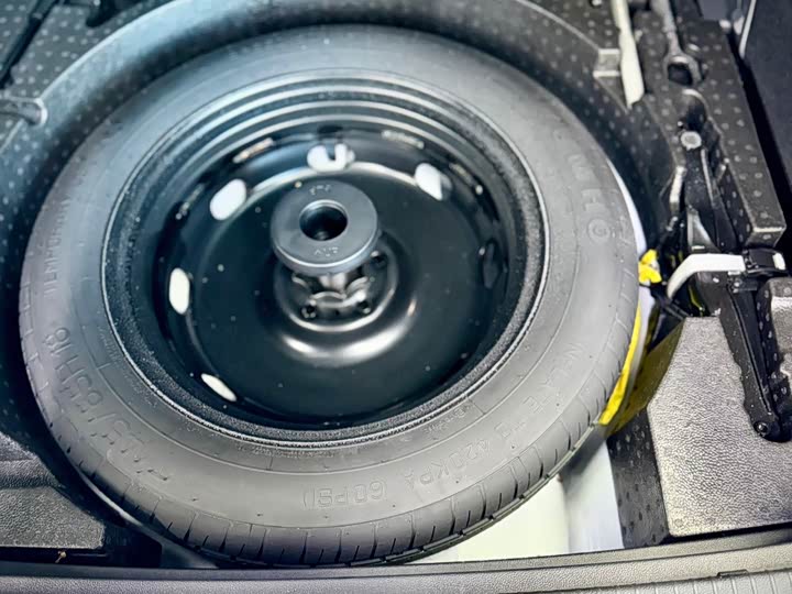 Фото 20 - Volkswagen Tayron