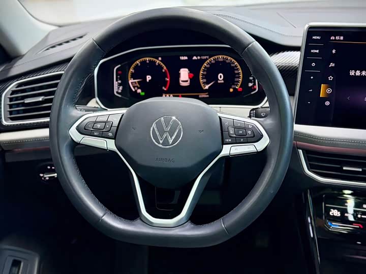 Фото 22 - Volkswagen Tayron