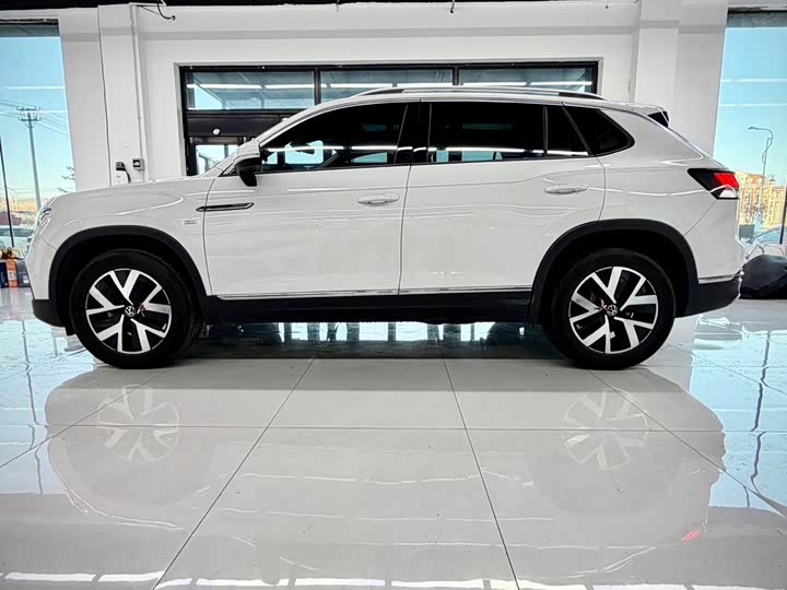 Фото 3 - Volkswagen Tayron