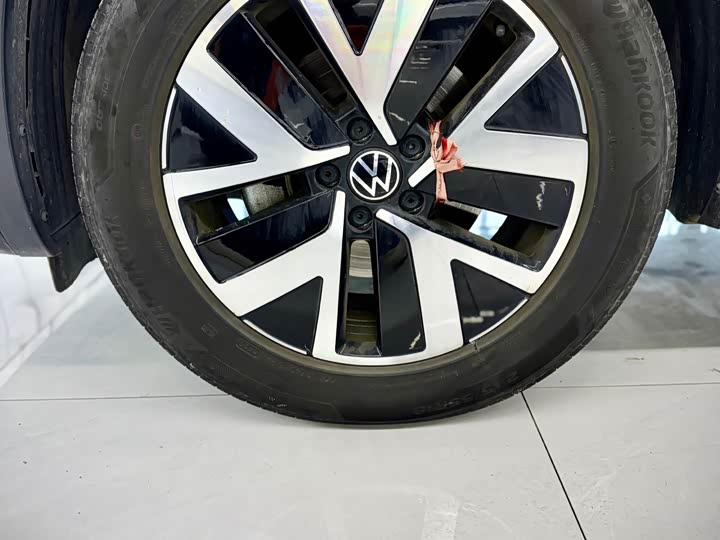 Фото 9 - Volkswagen Tayron