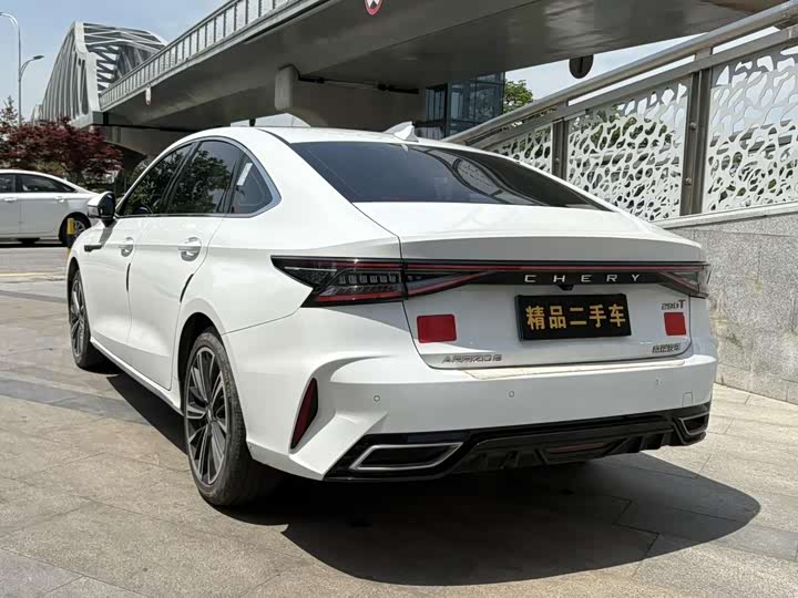 Фото 9 - Chery Arrizo 8