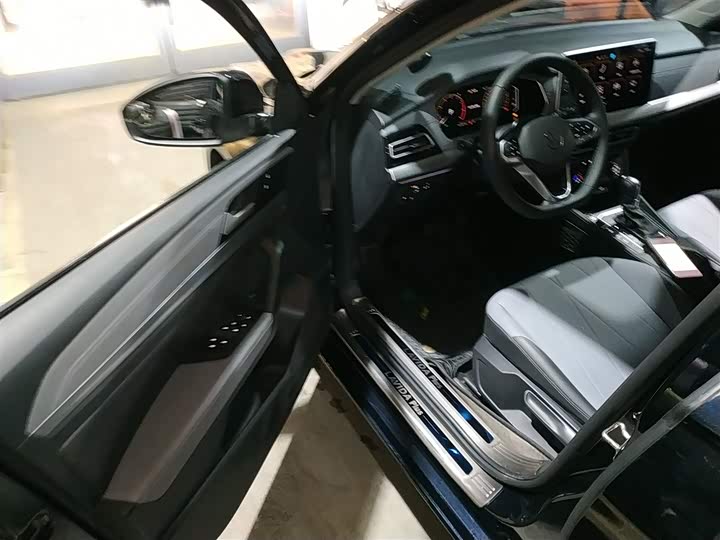 Фото 16 - Volkswagen Lavida