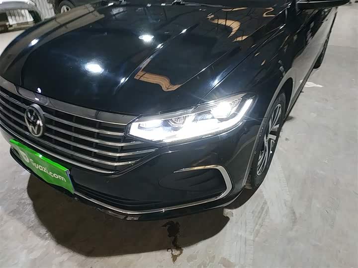 Фото 24 - Volkswagen Lavida