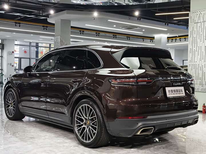 Фото 15 - Porsche Cayenne