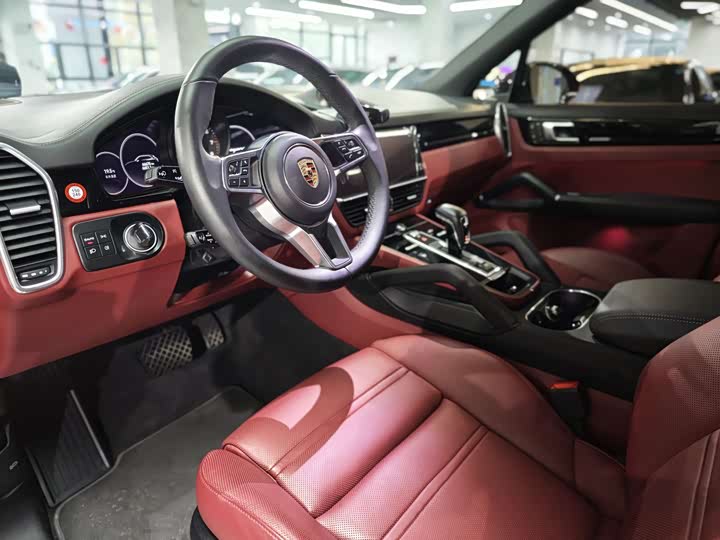 Фото 4 - Porsche Cayenne