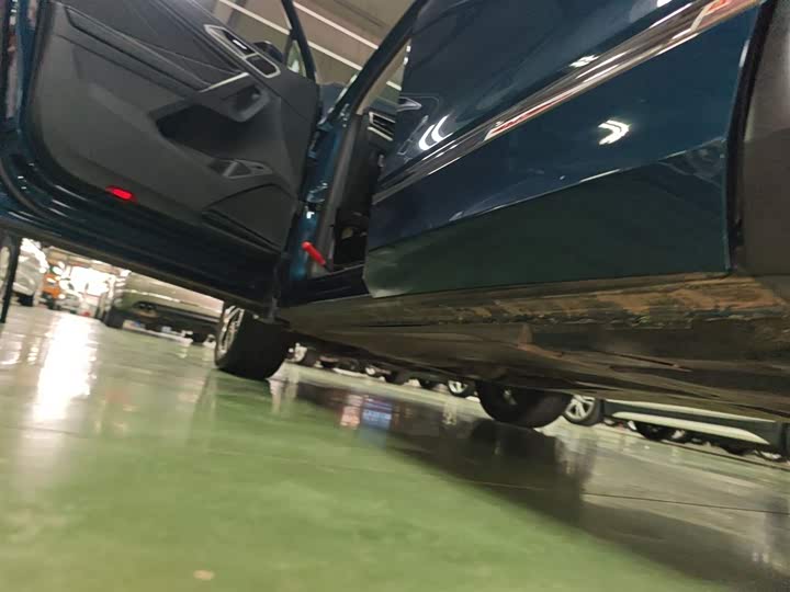 Фото 22 - Volkswagen Tiguan L Pro