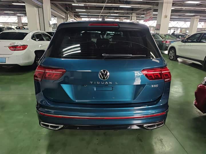 Фото 6 - Volkswagen Tiguan L Pro