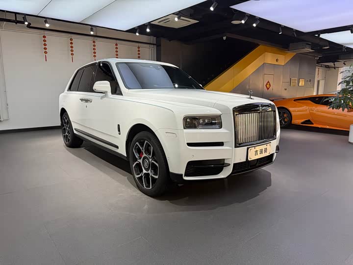 Фото 3 - Rolls-Royce Cullinan