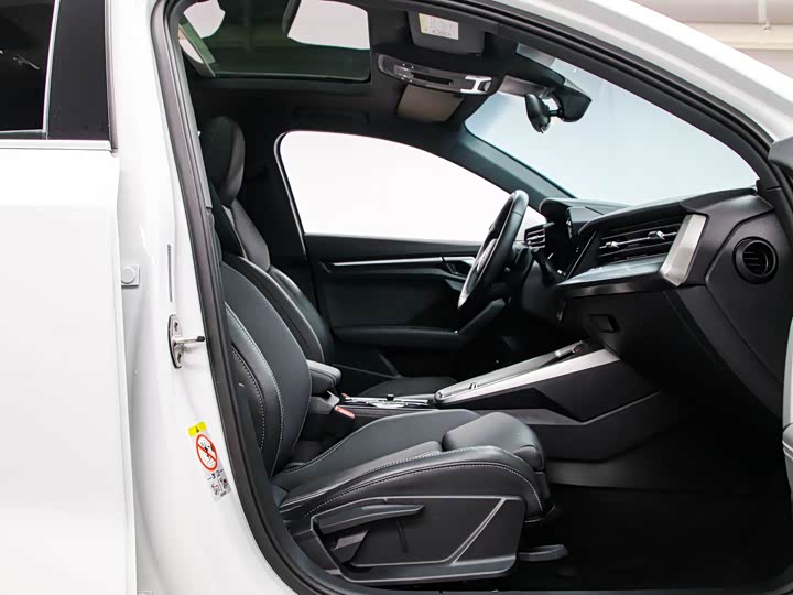 Фото 12 - Audi A3