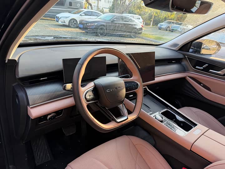 Фото 6 - Chery Tiggo 8L