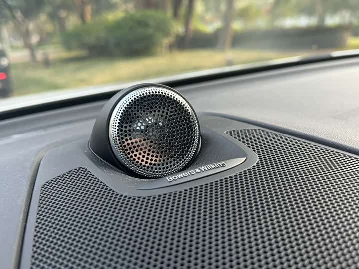 Фото 14 - Volvo XC60