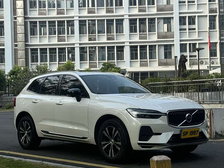 Фото 3 - Volvo XC60