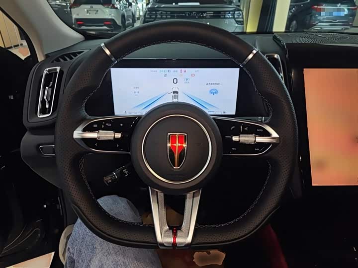 Фото 11 - Hongqi HS3