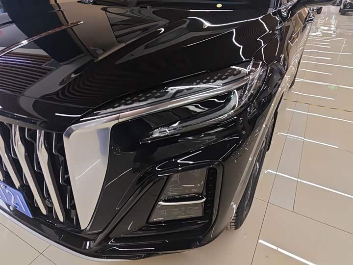 Фото 24 - Hongqi HS3