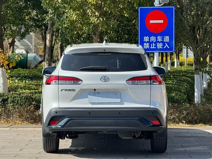 Фото 4 - Toyota Frontlander