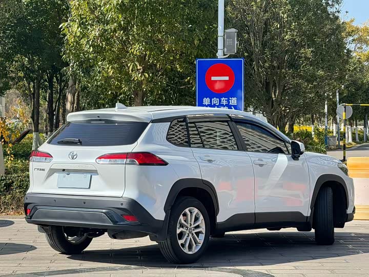 Фото 5 - Toyota Frontlander