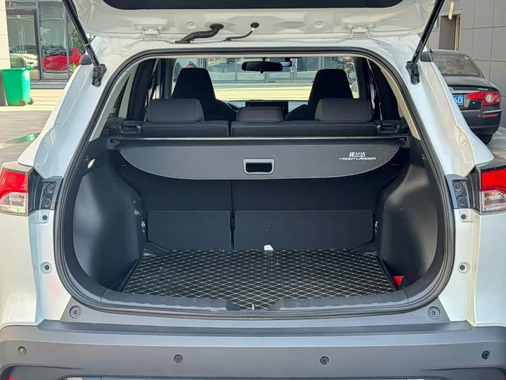 Фото 9 - Toyota Frontlander