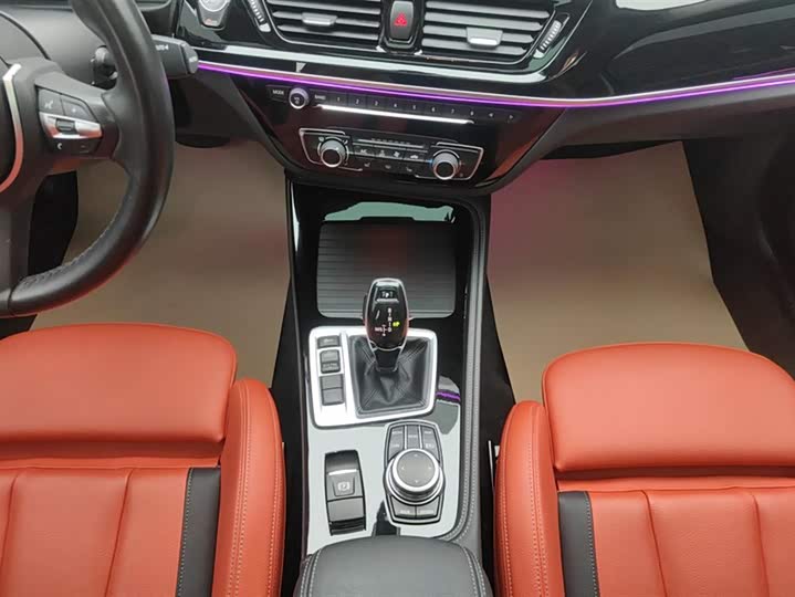 Фото 16 - BMW 1 Series