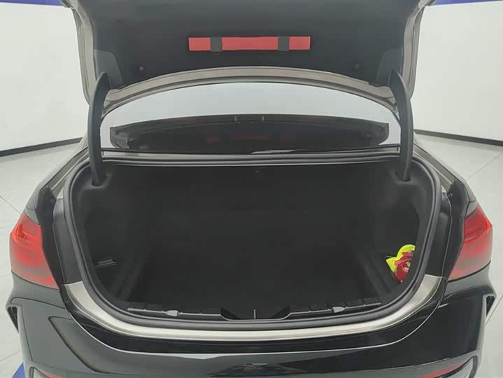 Фото 4 - BMW 1 Series