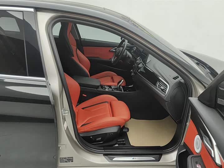 Фото 8 - BMW 1 Series