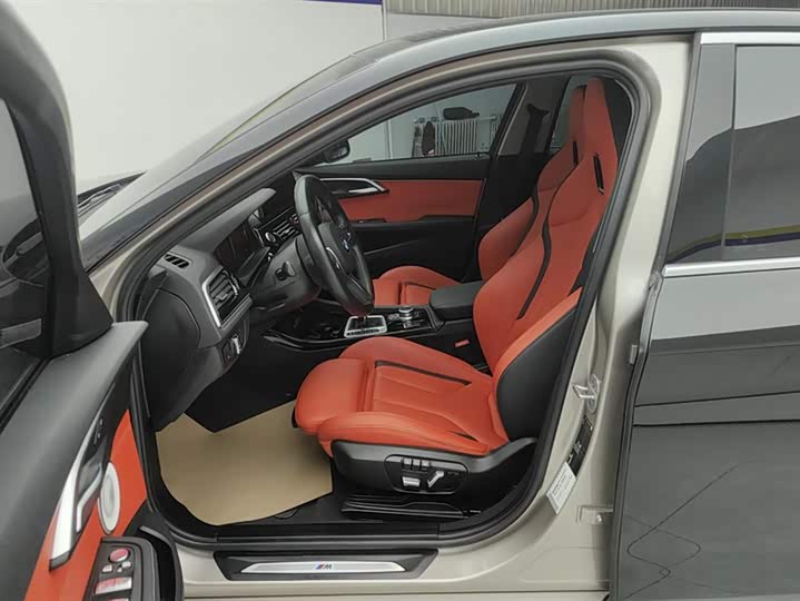 Фото 9 - BMW 1 Series