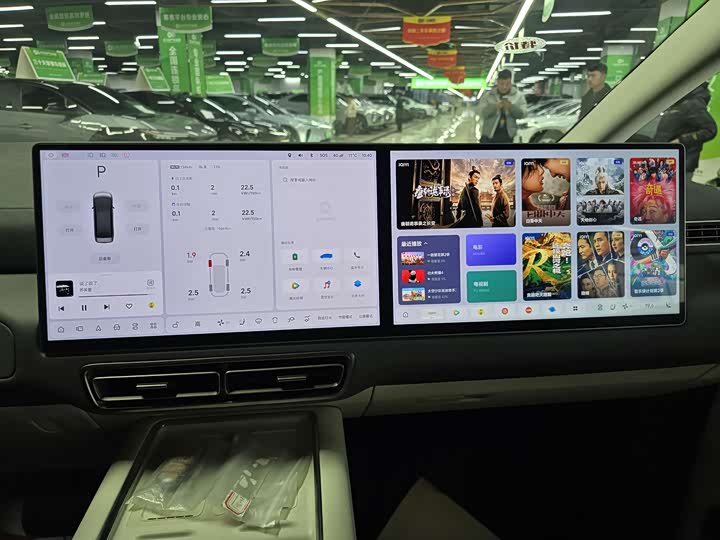 Фото 12 - LiXiang Mega