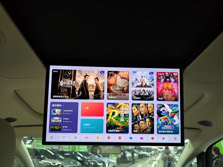 Фото 13 - LiXiang Mega