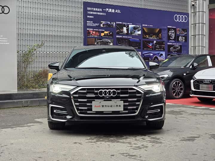 Фото 2 - Audi A6L