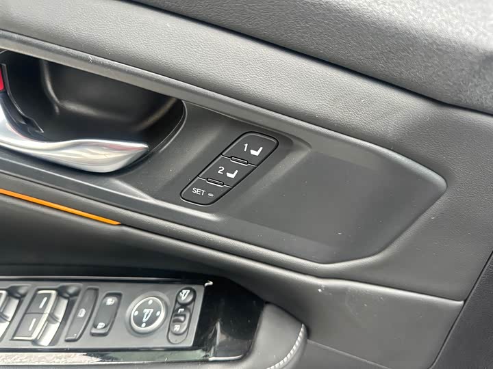 Фото 5 - Honda Accord